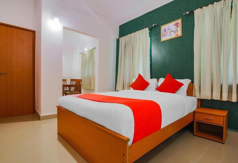 Super Hotel O The Goan Courtyard