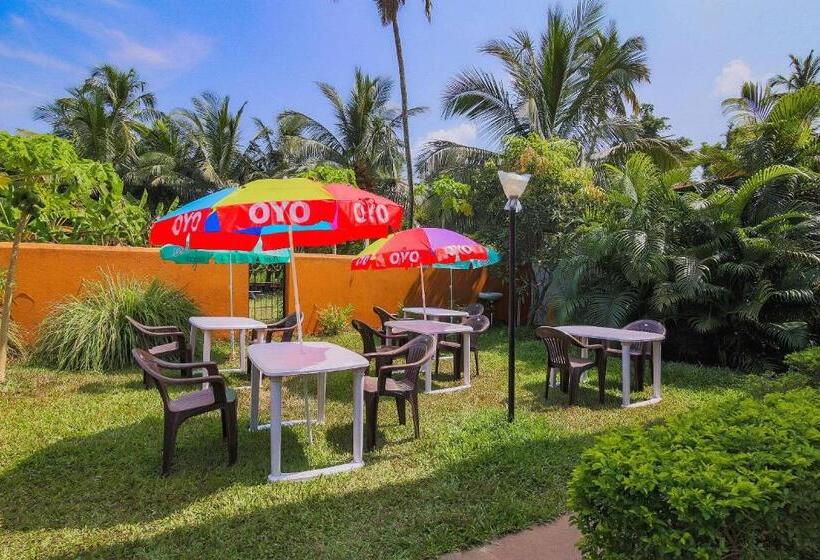 Super Hotel O The Goan Courtyard