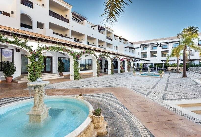 هتل Pine Cliffs Gardens