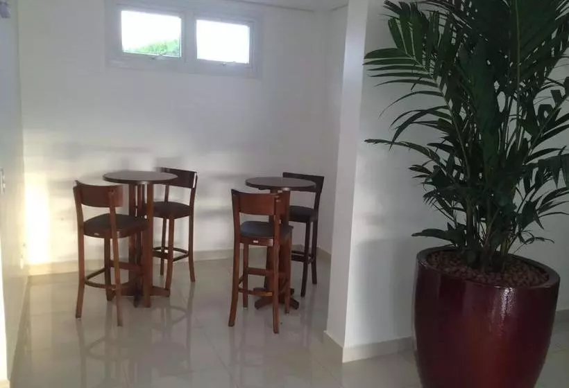 ホテル Prudentão Bastos