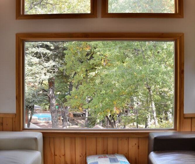 Hotel Y Cabañas Borde Andino