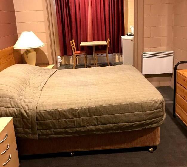 모텔 Cottonwood Lodge