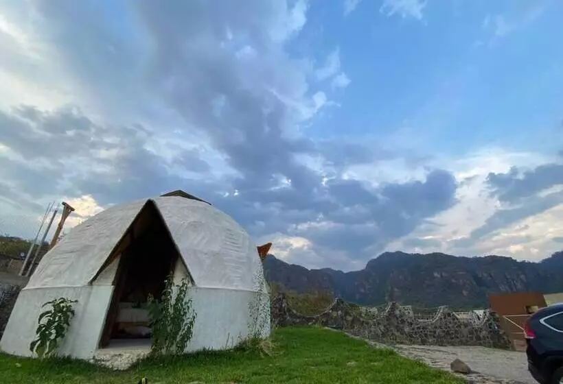 Hotelli Villas Amatlán. Eco Village Retired From People