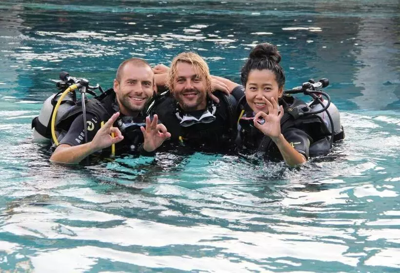 Benthos Bali Dive Resort