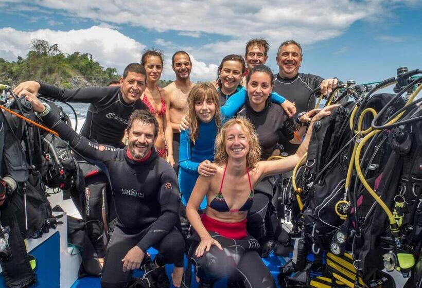 Benthos Bali Dive Resort