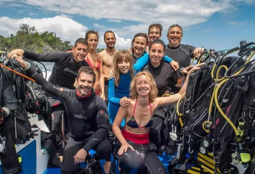 Benthos Bali Dive Resort