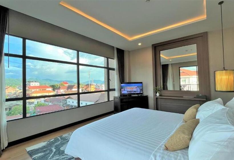 فندق Amari Vang Vieng