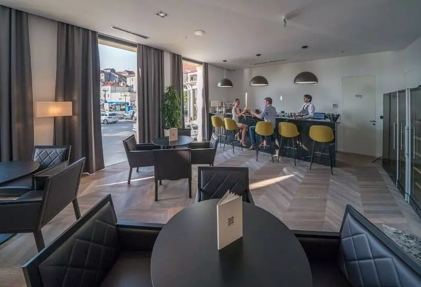 Hotelli Bellevue Superior City