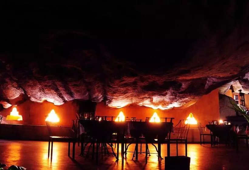 Hotelli Boulder Garden