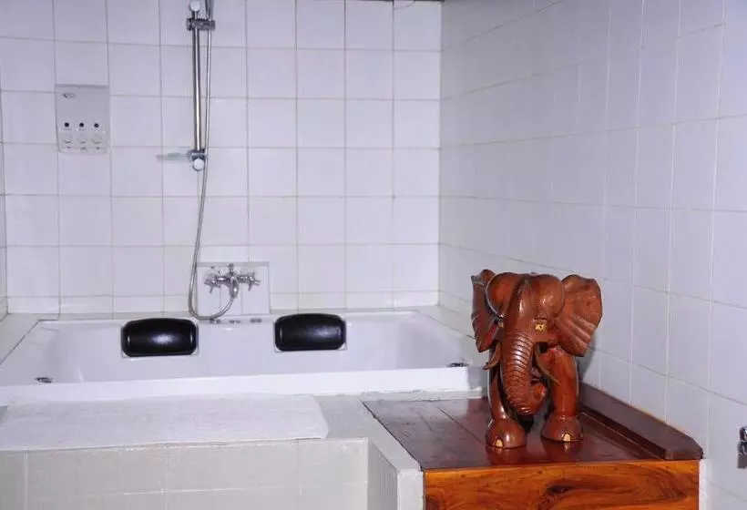 Hotelli Boulder Garden