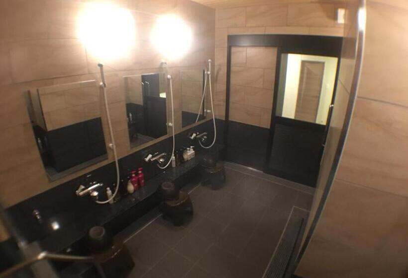 هتل Crown Hills Onahama