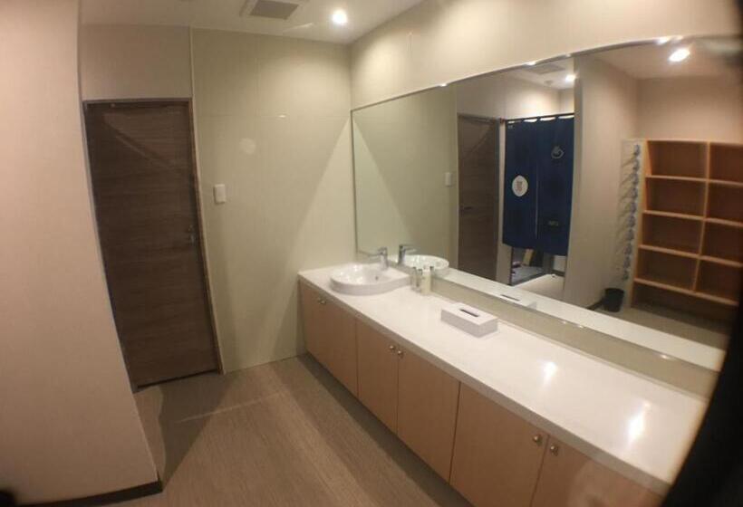 هتل Crown Hills Onahama