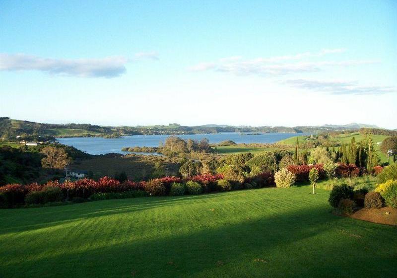 Отель Heron Hill