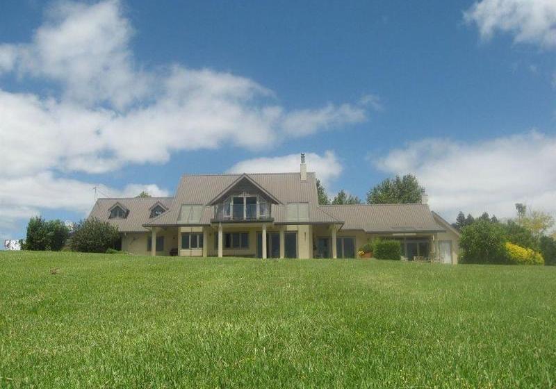 Отель Heron Hill