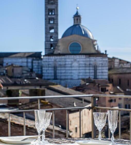 هتل I Terzi Di Siena   Rooms Only