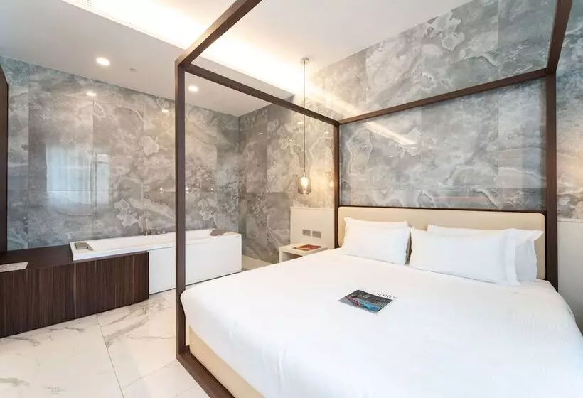 Hotelli Milano Castello