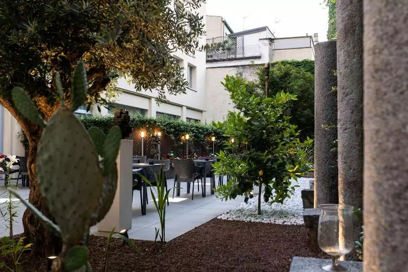 Hotelli Milano Castello