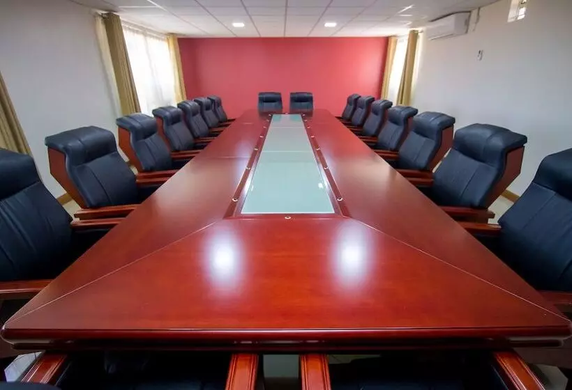 هتل Royal Minni Inn