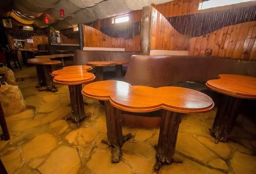 هتل Royal Minni Inn