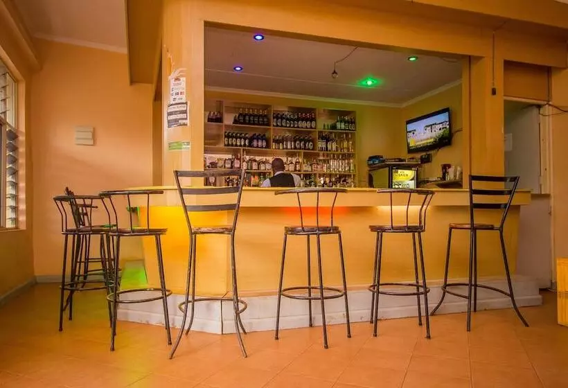 هتل Royal Minni Inn