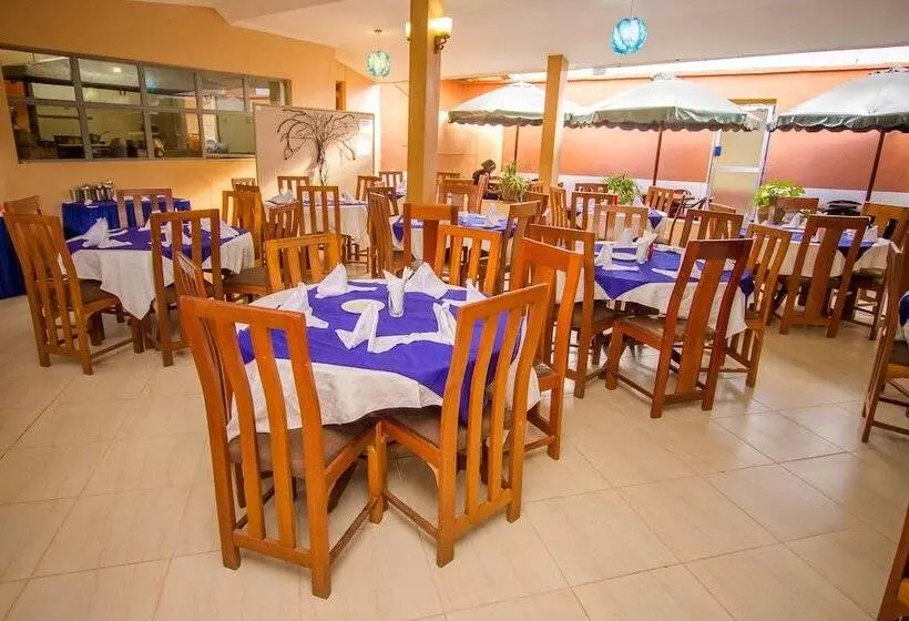 هتل Royal Minni Inn