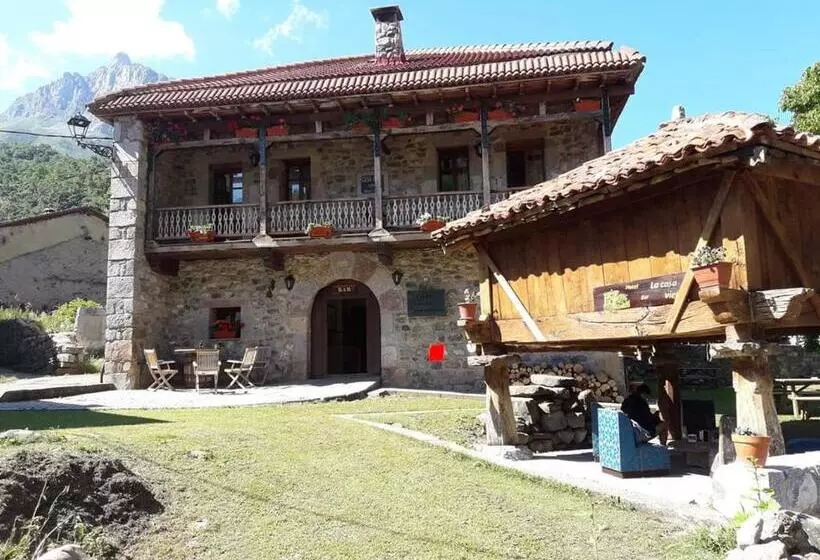 Maaseutuhotelli La Casa Vieja En Valdeón