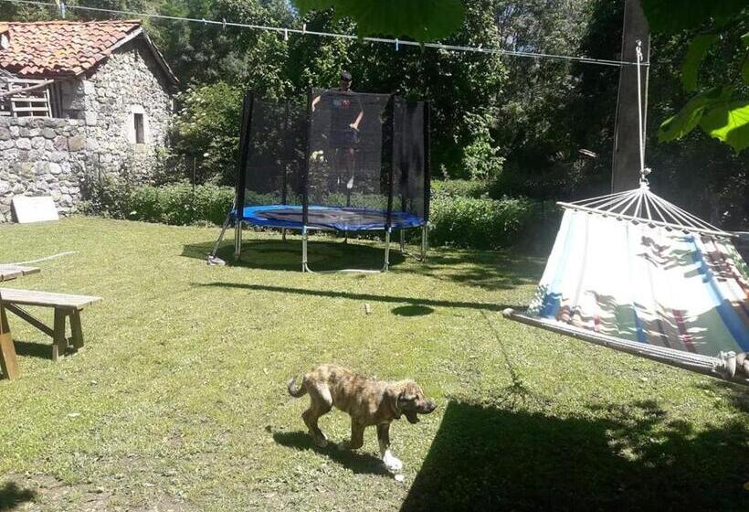 Сельский отель La Casa Vieja En Valdeón