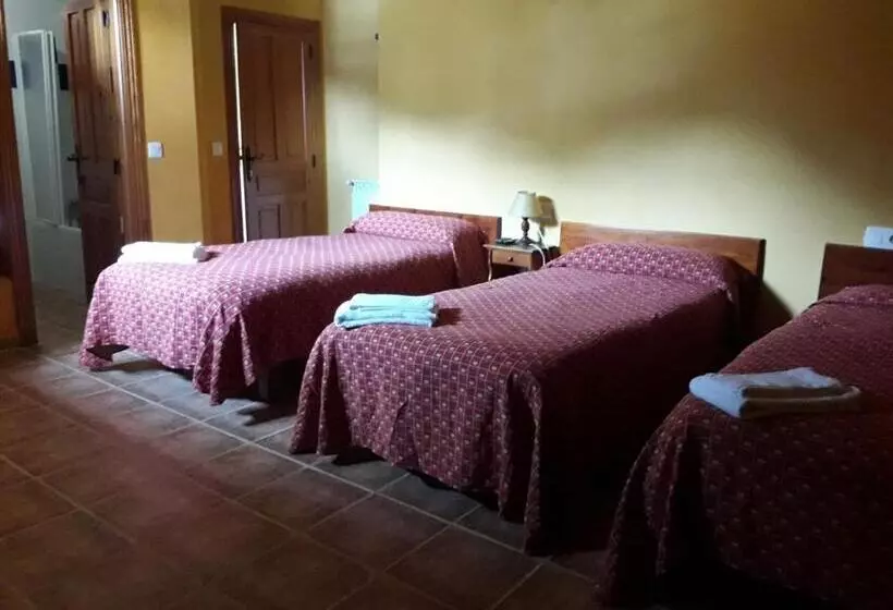 Maaseutuhotelli La Casa Vieja En Valdeón