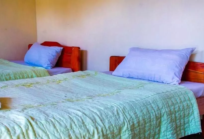 هتل Sabinyo Guest House