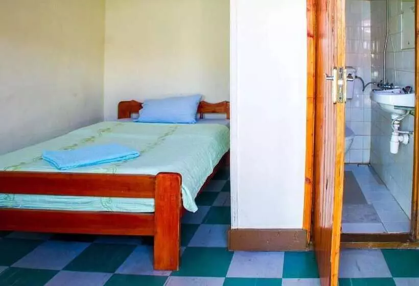 هتل Sabinyo Guest House