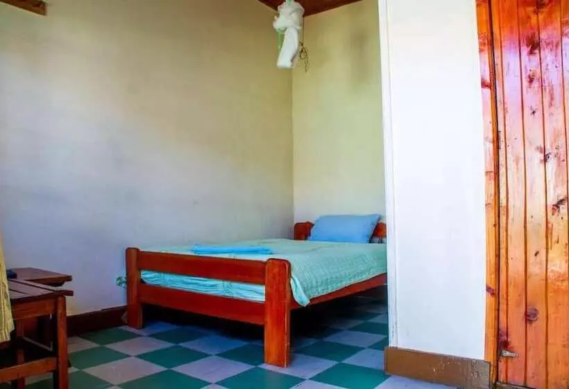 هتل Sabinyo Guest House