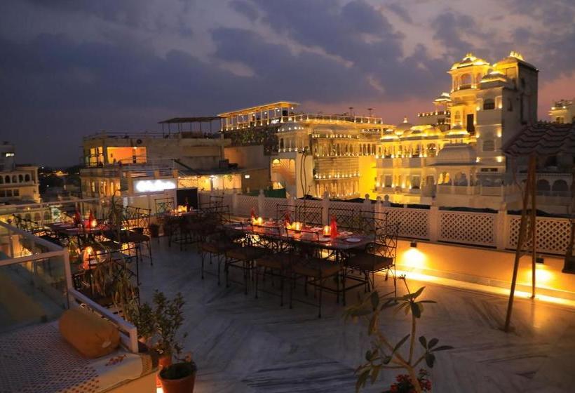 Hotel Thamla Haveli