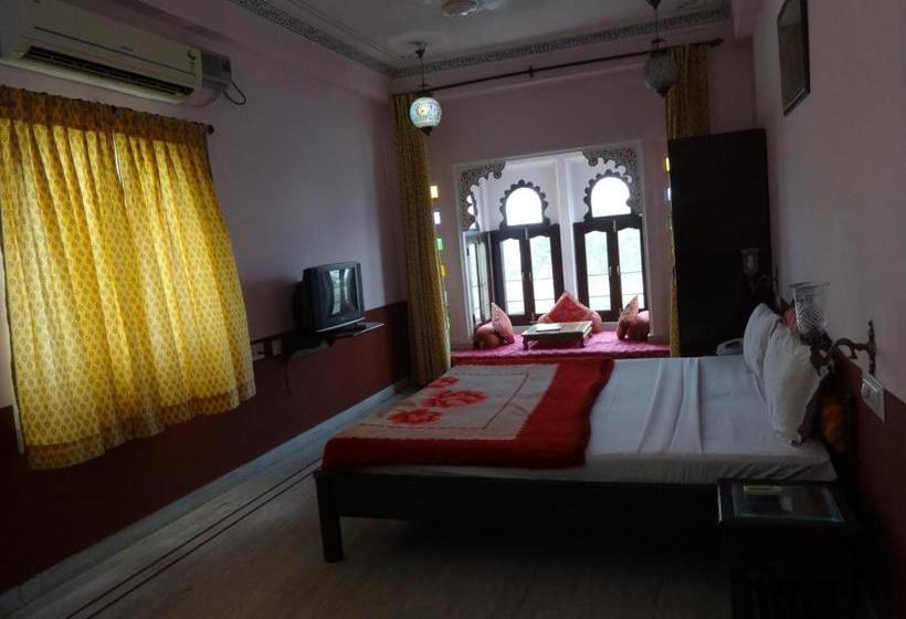 Hotel Thamla Haveli