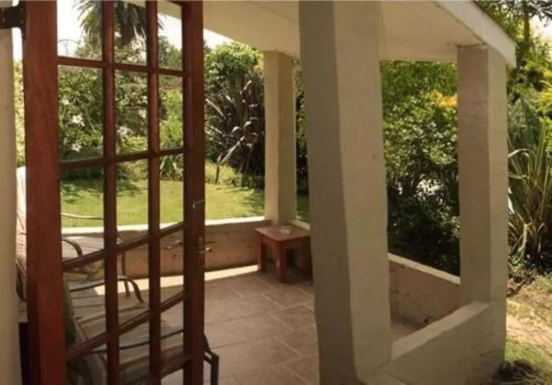 Hotelli The Colonial On Arundel