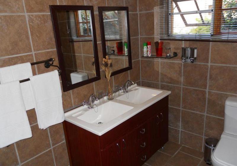 Hotel The Colonial On Arundel