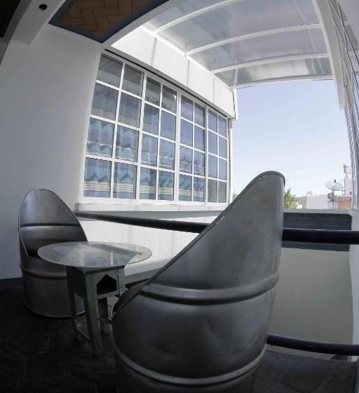 هاستل Hostal Azul Y Blanco