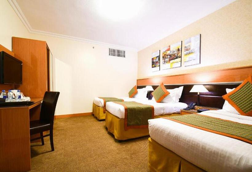 酒店 Golden Tulip Al Shakreen