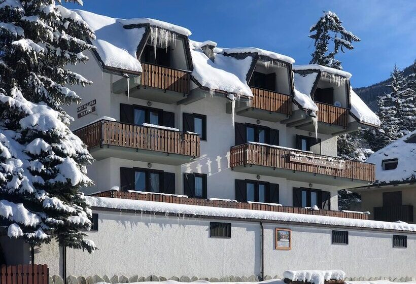 هتل Case Vacanza Perron