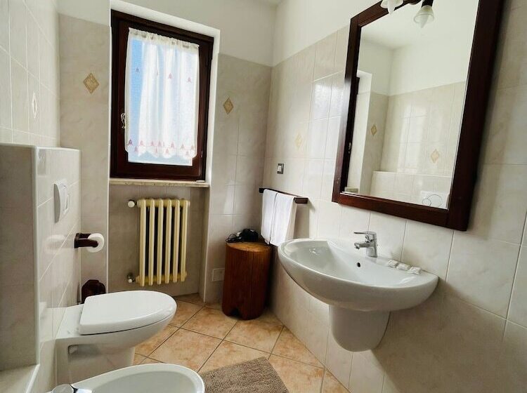 هتل Case Vacanza Perron