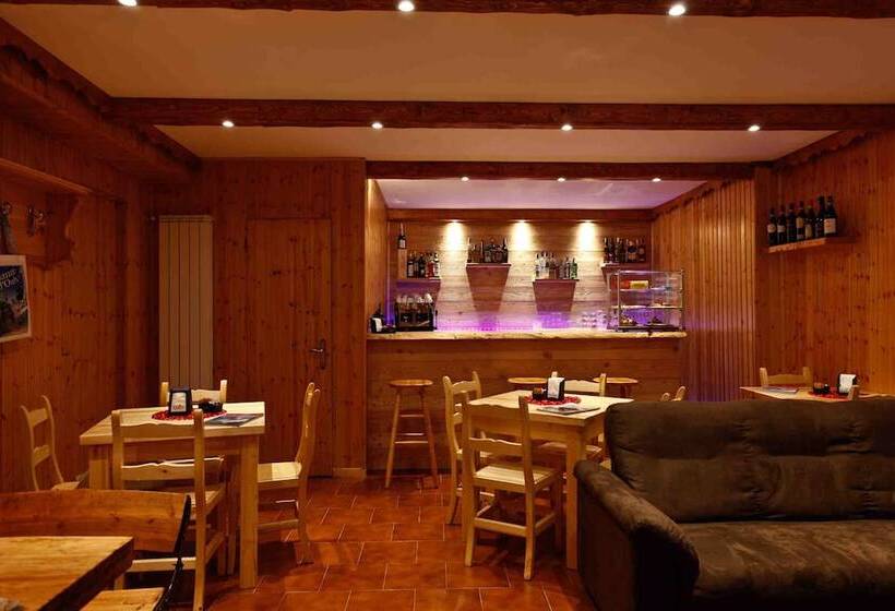 هتل Case Vacanza Perron