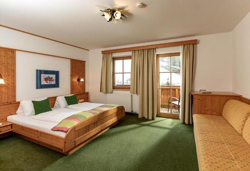 ホテル Eisbacherhof