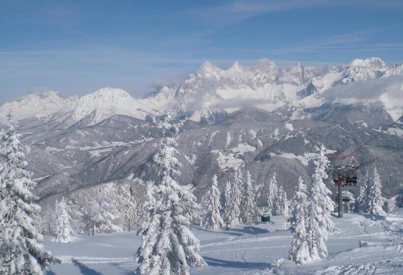 ホテル Eisbacherhof