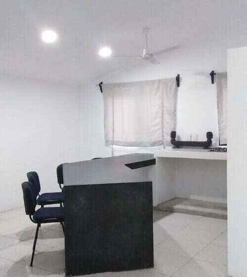 هتل El Huerto Del Bambu