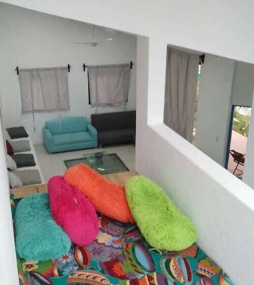 هتل El Huerto Del Bambu