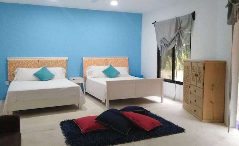 هتل El Huerto Del Bambu