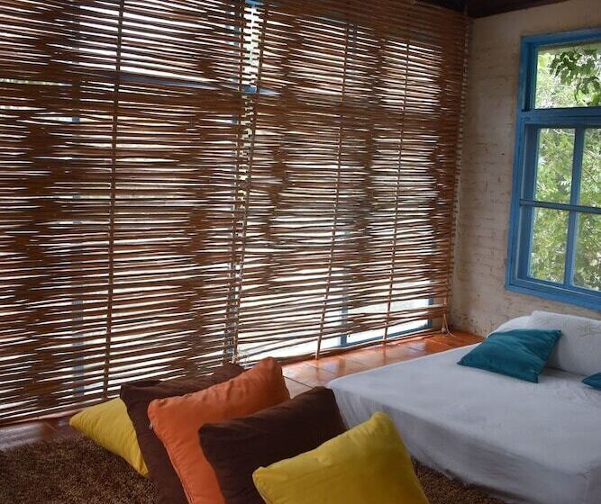 هتل El Huerto Del Bambu