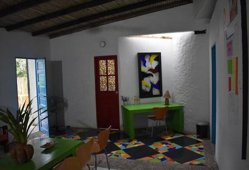 هتل El Huerto Del Bambu