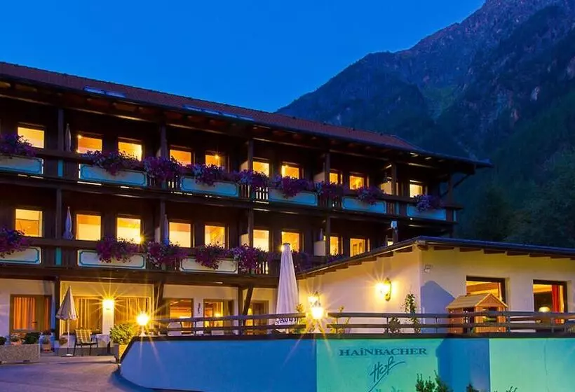 Hotelli Garni Hainbacherhof