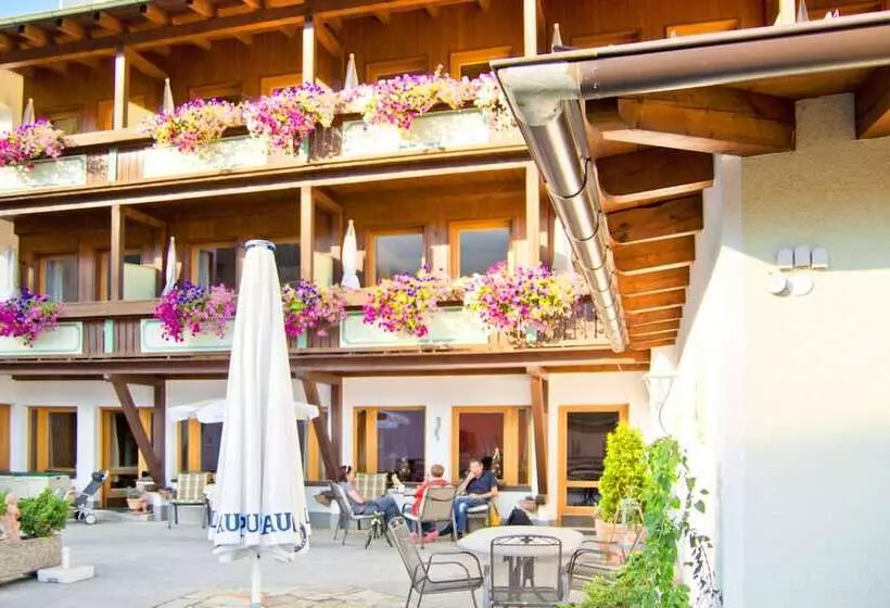 Hotelli Garni Hainbacherhof