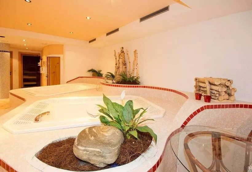 Hotelli Garni Hainbacherhof